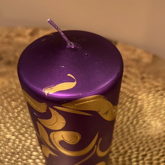 Neiman Marcus Candle - Picture 5 of 10